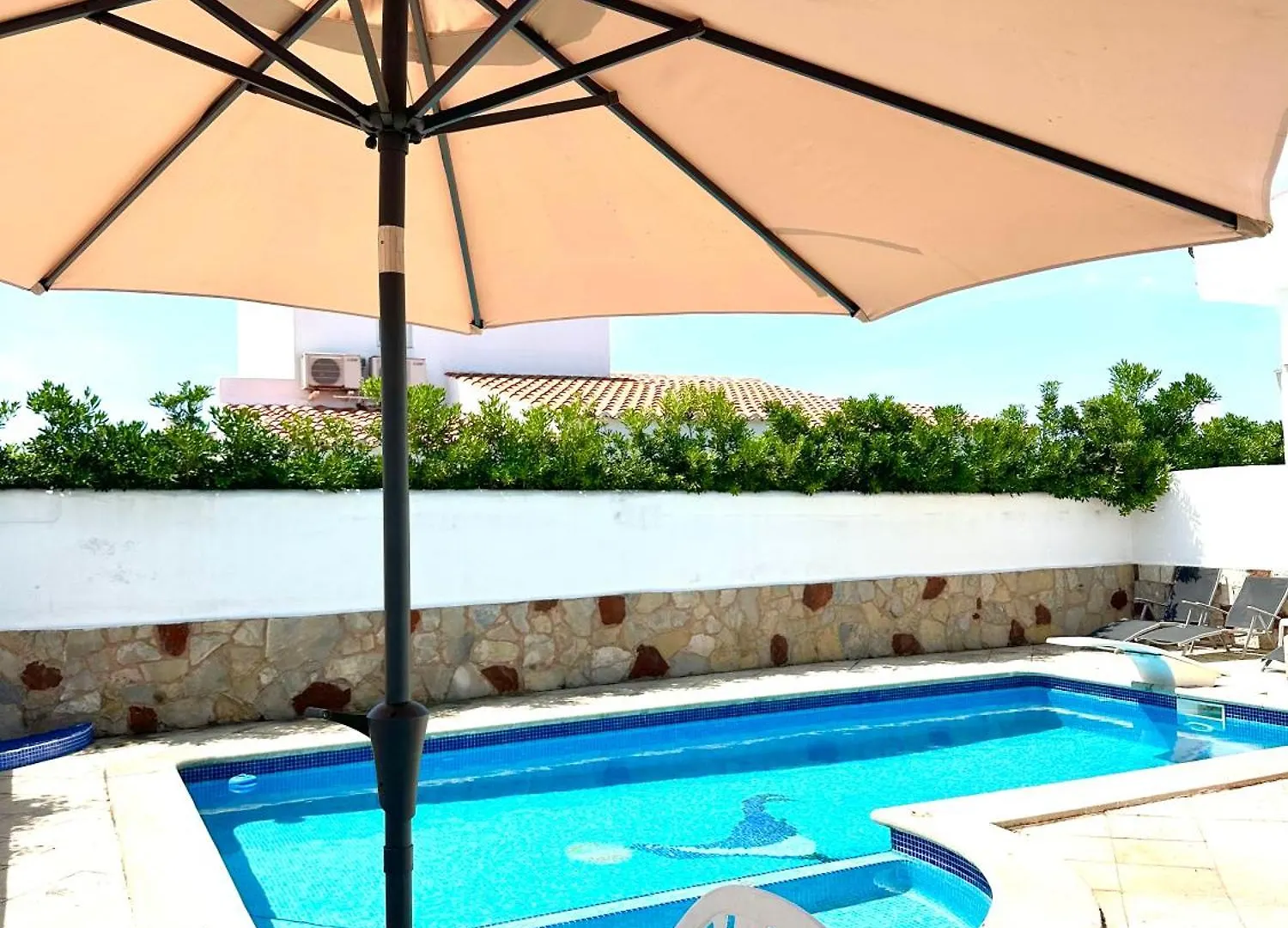 Chalet Con Piscina Privada Cerca Del Mar Cala'N Bosch  Cala'N Bosch (Menorca)